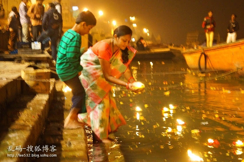 印度瓦拉纳西,神秘恢弘的恒河夜祭