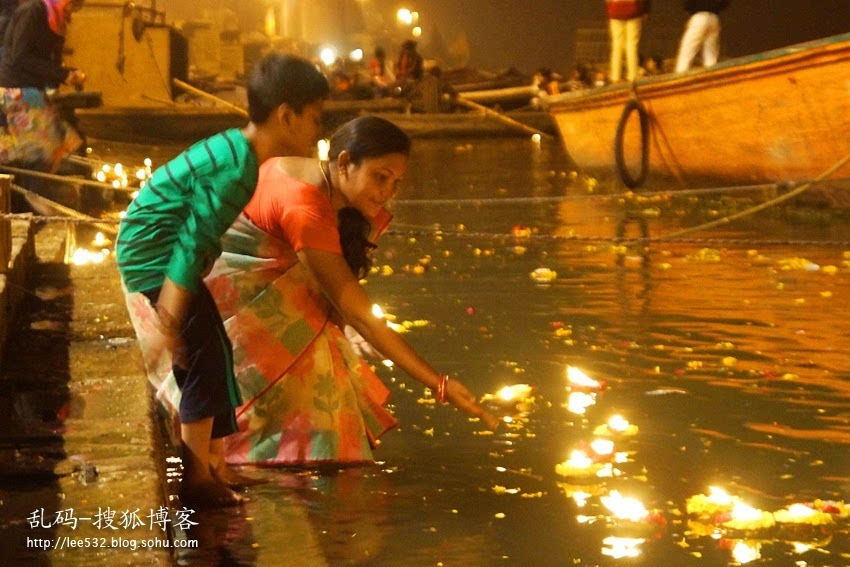 印度瓦拉纳西,神秘恢弘的恒河夜祭