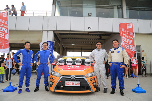 广东国际赛车场耐力赛首站,新车评致炫车队拿