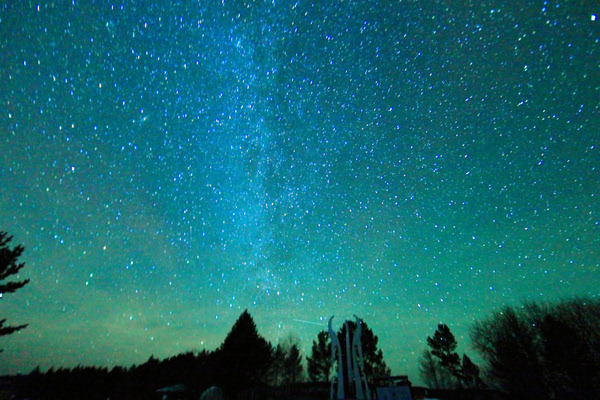 冬夜北极州星空 在美哭中拍摄结果很悲催