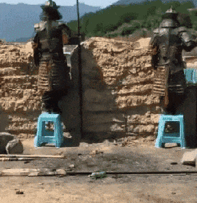 搞笑GIF趣图：别，我还没扎安全绳呢