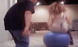 搞笑GIF趣图：别，我还没扎安全绳呢