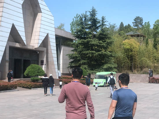 中原网络大咖西峡采风活动启幕 领略西峡山水魅力