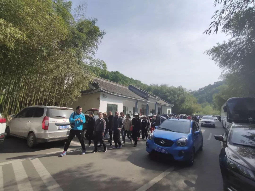 五一重渡沟景区新增靓丽风景线，游客频频点赞好评不断!