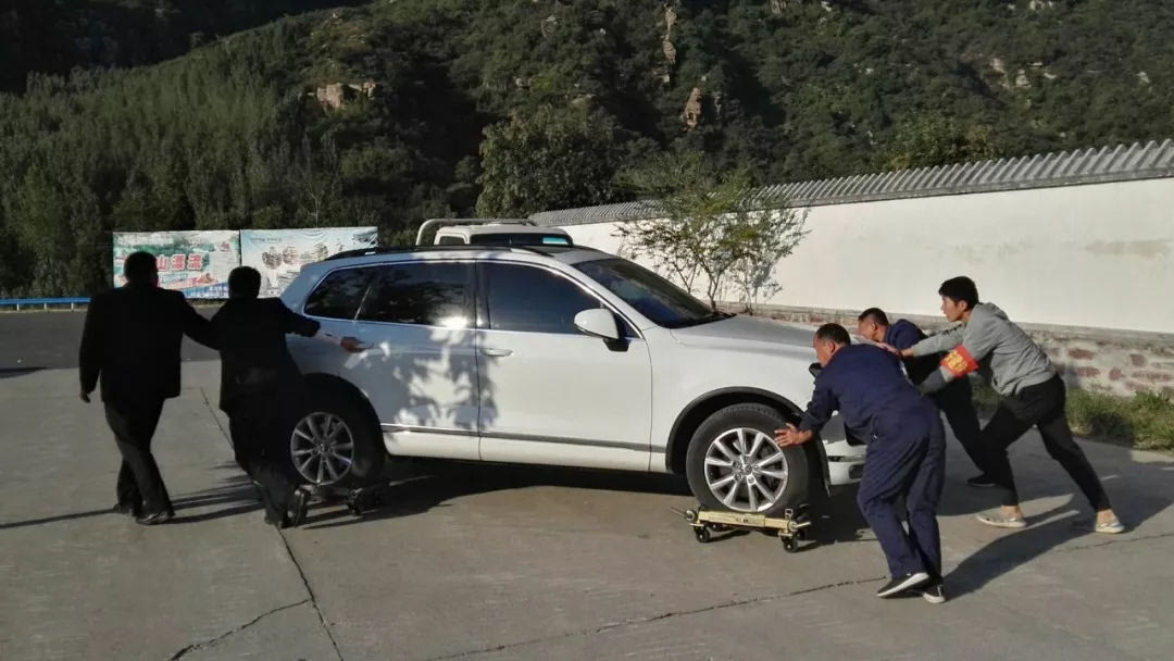 微笑在脸，服务在心，新乡南太行五一小长假完美收官！