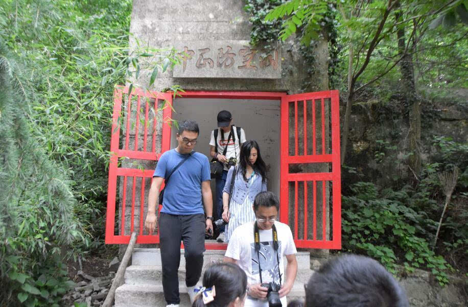 文旅达人、知名官媒争相打卡，这个夏天来鸡公山真叫来对了！