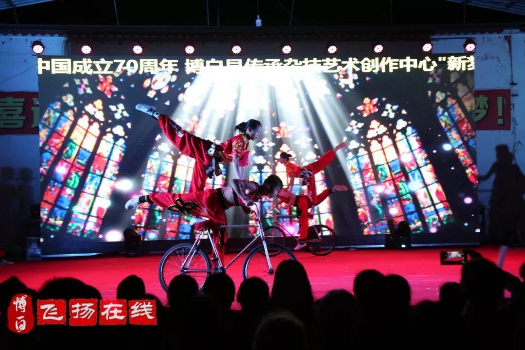 新闻详情 动感的音乐 宽阔的舞台 他们的来临犹如一道闪电 打造了一座