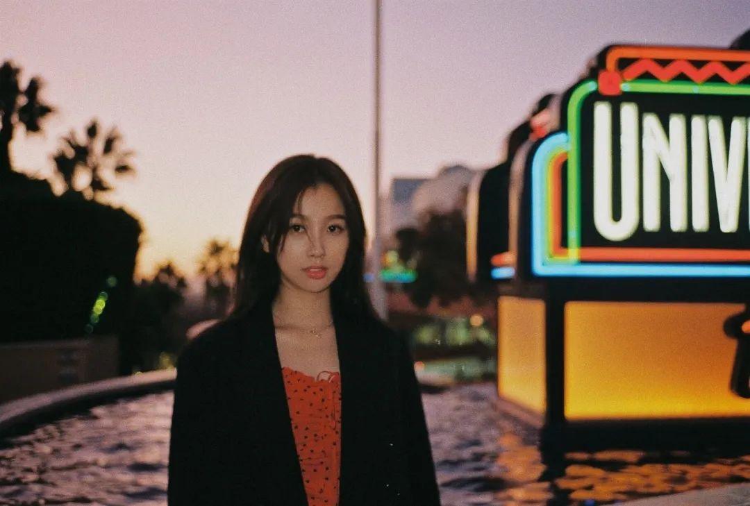 虞书欣是背了个衣橱去参加青春有你2吗？