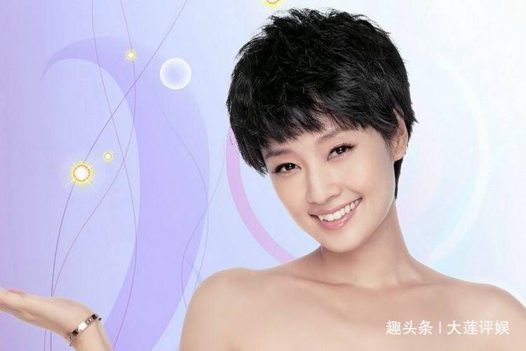 43岁马伊琍与47岁梁静近况,从闺蜜到仇人,如今差距不是一般的大