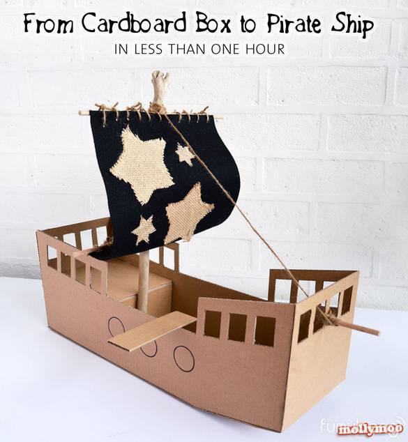 纸箱巧变海盗船