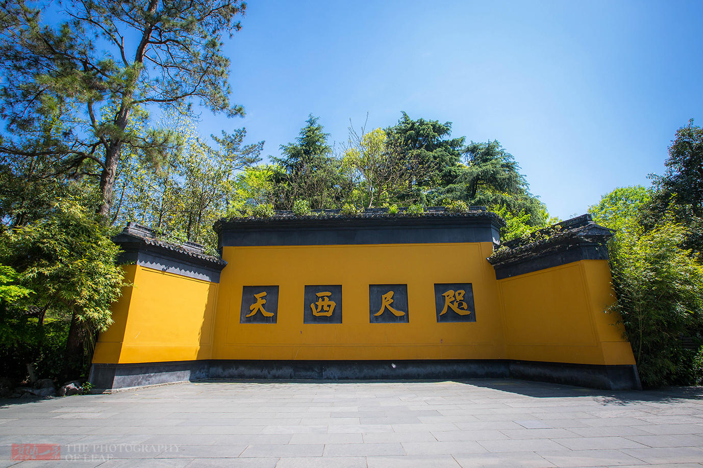 杭州灵隐寺一副挂了1000多年的对联,短短14字,助无数人摆脱苦海