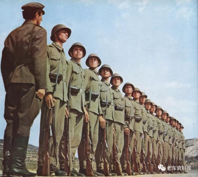 老照片 上世纪70年代阿尔巴尼亚人民军