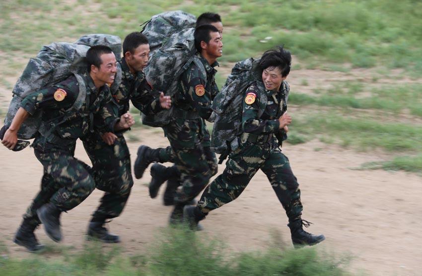 为何当兵的人都说"宁跑5千米,不跑3千米"?跑过的老兵才明白