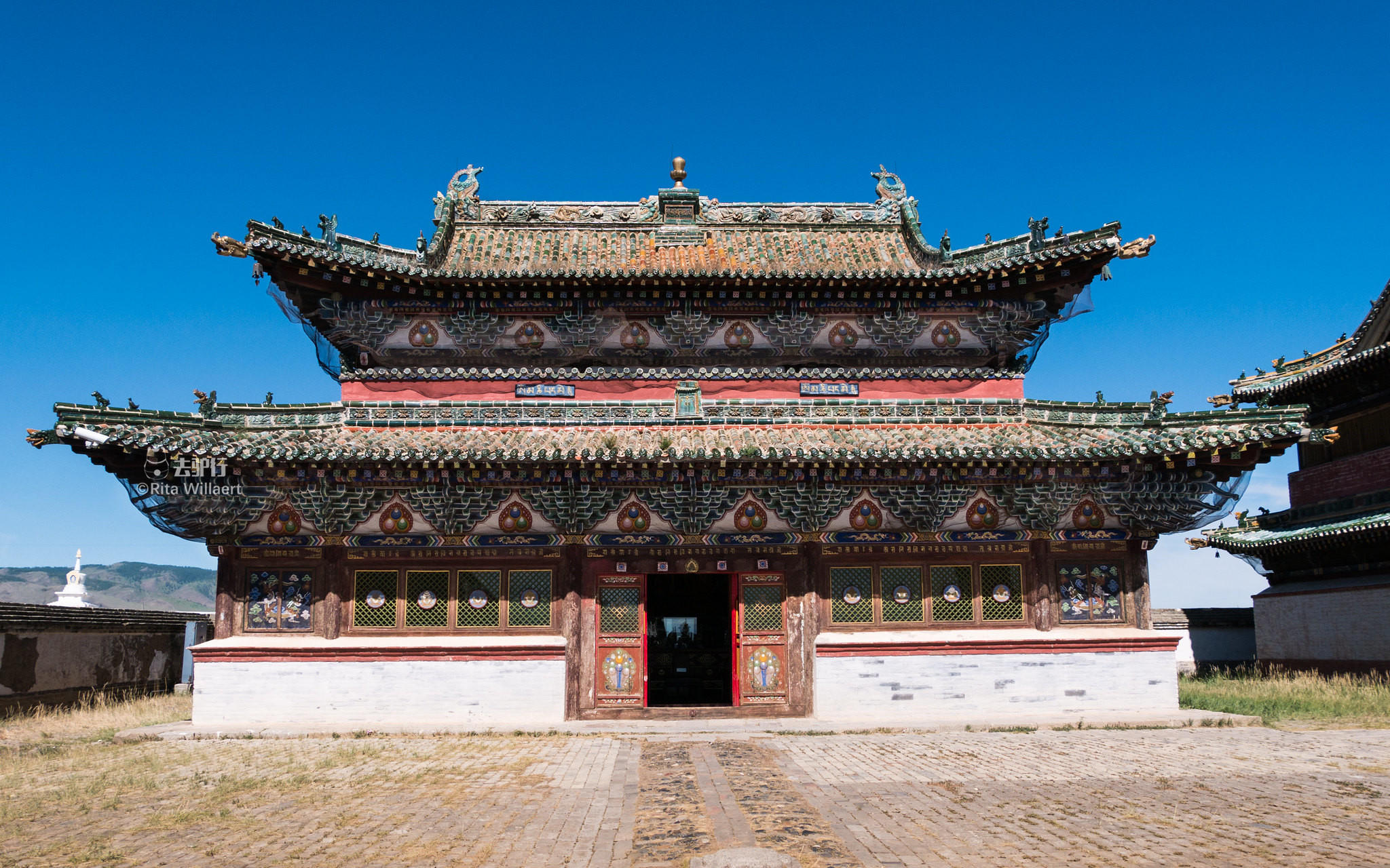 这个邻国,居然保存着一座中国古寺,是此国第一座寺庙