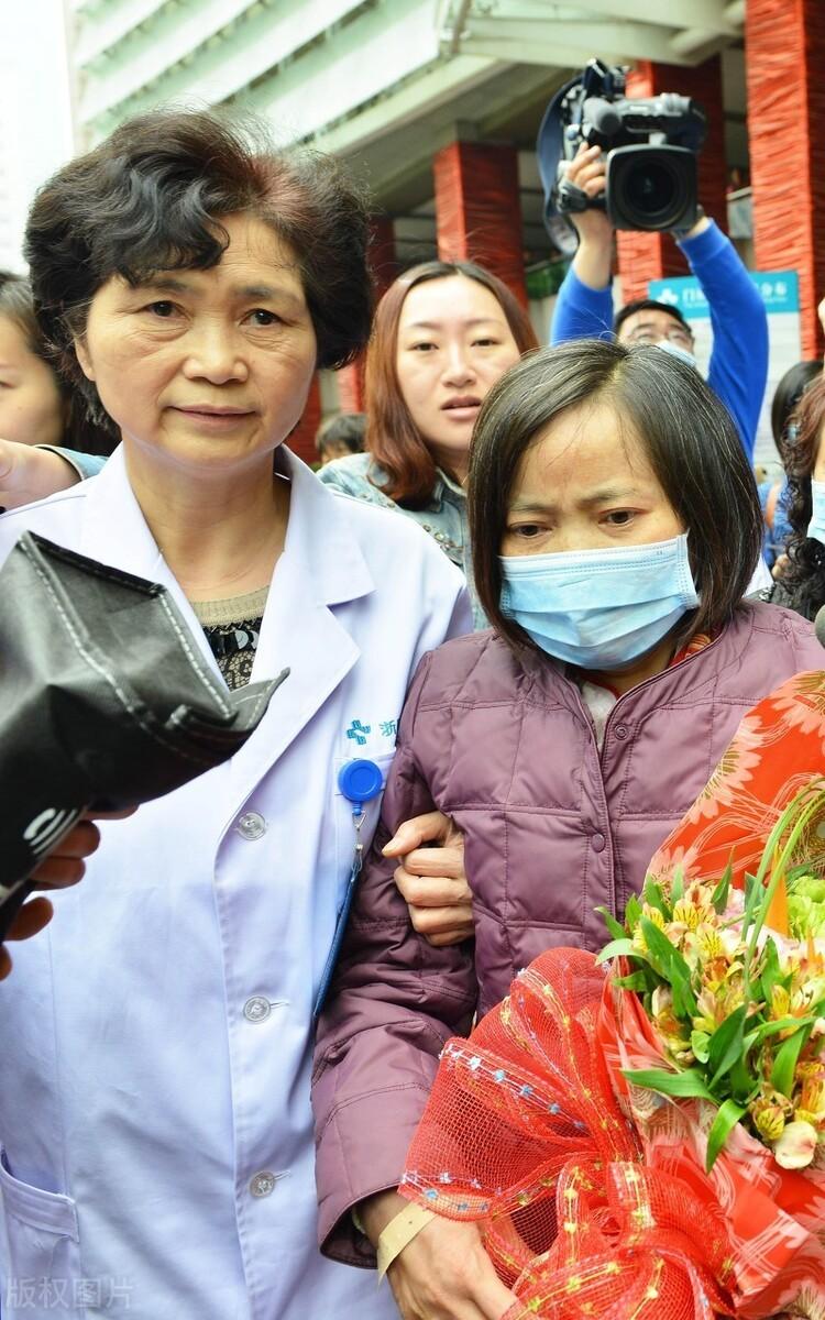 网友心中的共和国勋章人选,李兰娟捐300万奖金,院士不