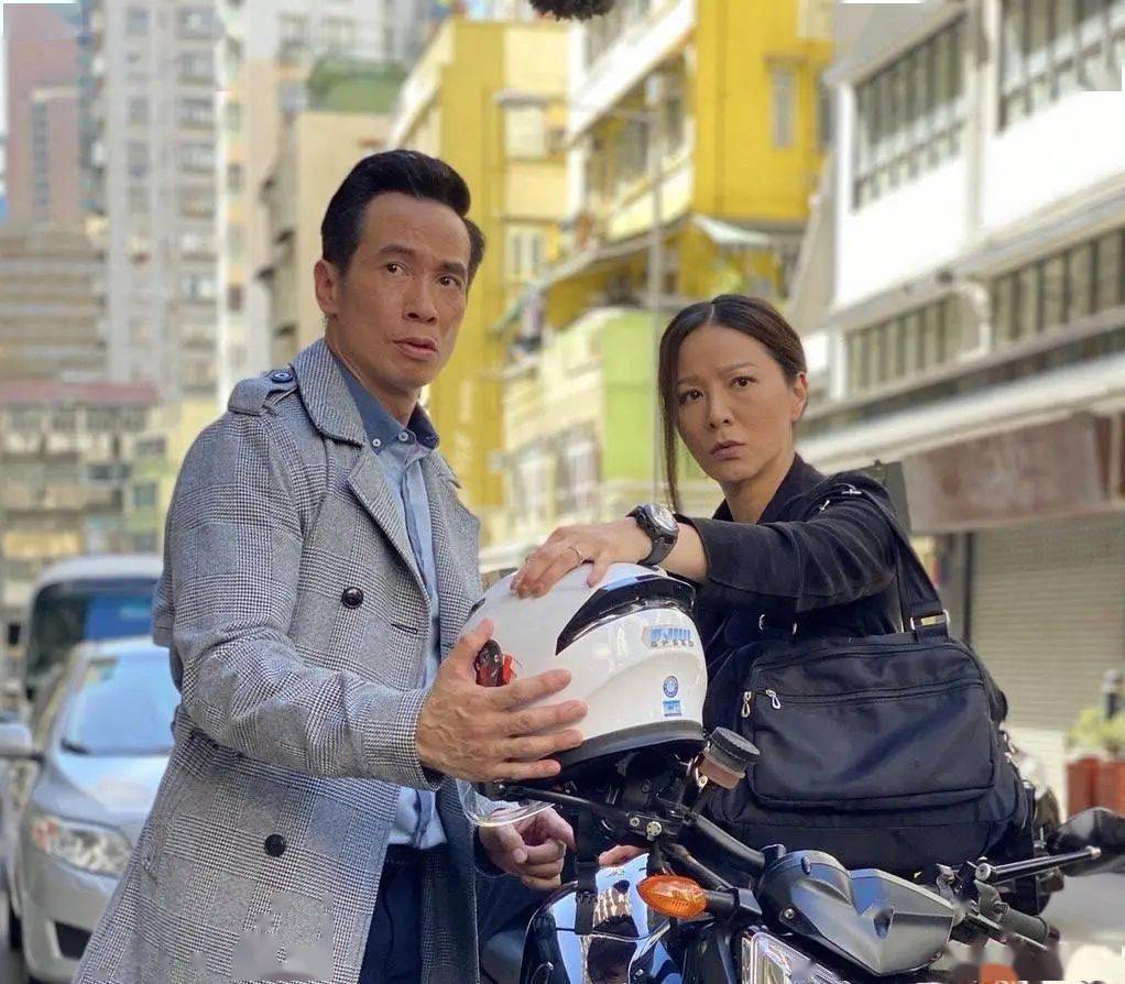 期待!tvb两大实力派花旦《陀枪师姐2021》三度饰演情敌,视帝左右为难