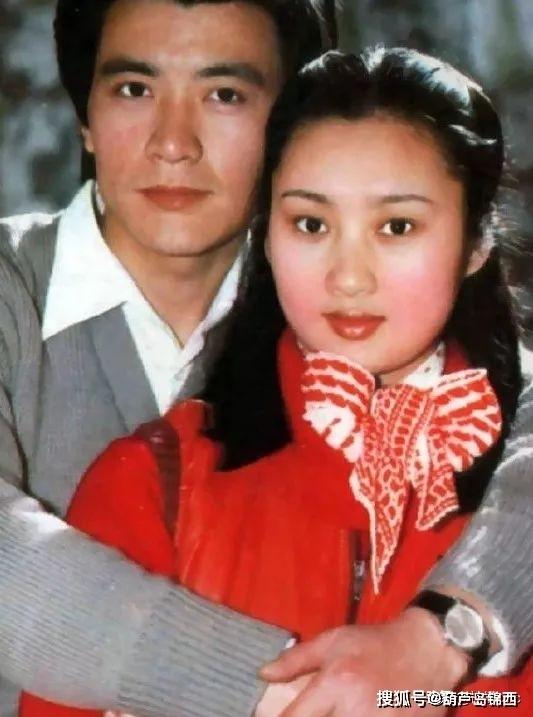 陈国星方舒是北京电影学院表演系1978届同窗,大学时相恋,毕业后成婚