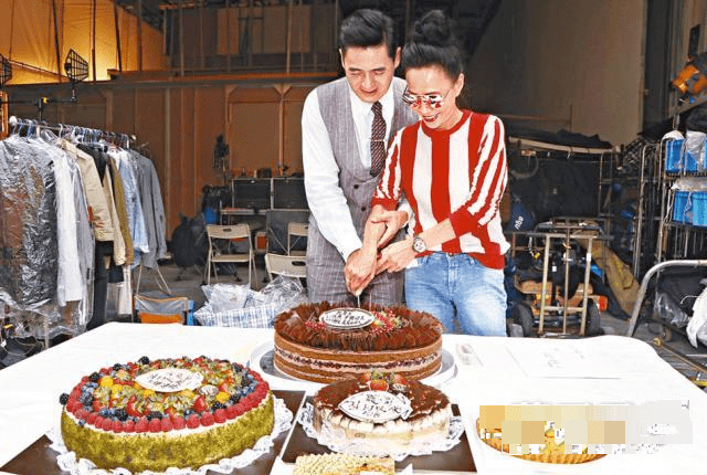 周润发老婆陈荟莲年轻照片（图）