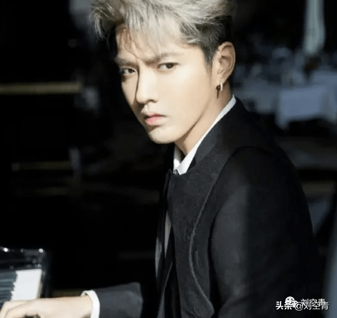 吴亦凡生图曝光法令纹明显被指身材发胖如大叔