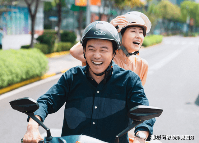 《生活家》官宣定档,主演感情线曝光,刘心悠刘奕君海报太般配啦