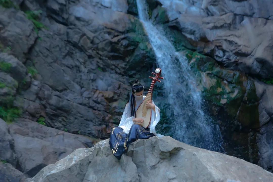 这个夏天相约白云山，赏高山流水，听袅袅仙音