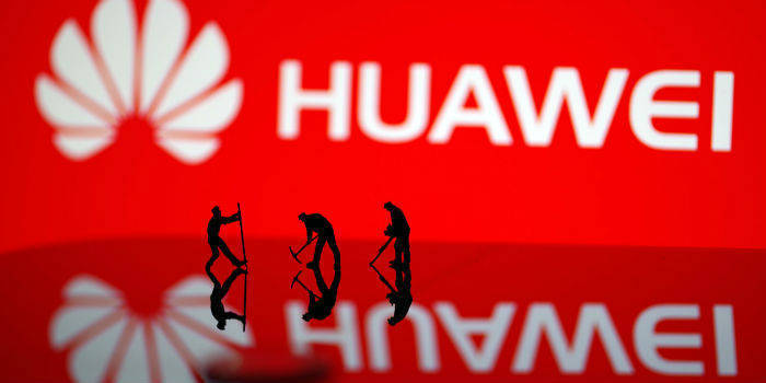 华为半年报中销售收入直接退回三年前 却凭9.8%的净利润率证明自己“活下来”