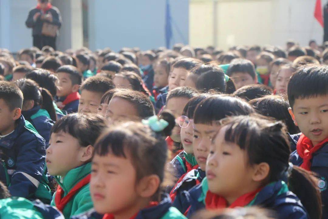 垃圾分类 绿色生活 | 哲商小学开展垃圾分类主题教育活动