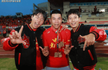 07年天才加盟！重庆铜梁龙胆子太大了，全华班踢中超或直接降级？