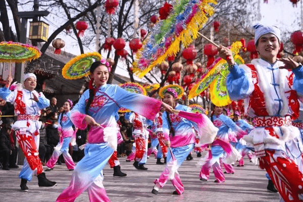 “史上最长春节假期”多地公交、地铁免费，福州连免17天