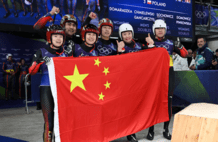 新疆两冰雪健儿再度刷新中国冬奥雪橇最好成绩