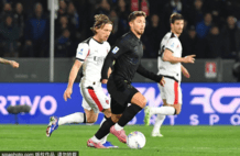 意甲-莫德里奇绝杀拉比奥特补时染红 AC米兰2-1比萨