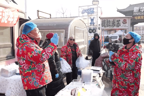 新春走基层｜直播赋能传统年集 屏幕内外共享年味