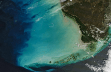 NASA观测到佛罗里达海域水色变化