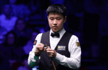 轰1杆破百3杆50+！赵心童延续火热状态，4-2跻身威尔士公开赛16强