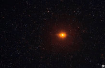 目前已知最大的恒星体积约为太阳的1700倍