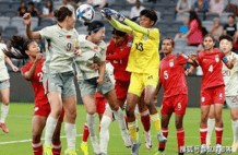 2-1！女足亚洲杯首场绝杀诞生，最新晋级形势：中国队争头名难了