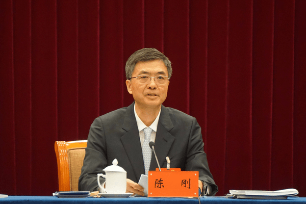 全国人大代表、广西壮族自治区党委书记陈刚：今天就“亮亮家丑”