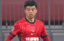 邵佳一今晚最大发现：21岁“成都梅西”上场仅210秒破门！