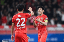 中超-武磊替补双响克劳德破门 海港4-1西海岸赛季首胜