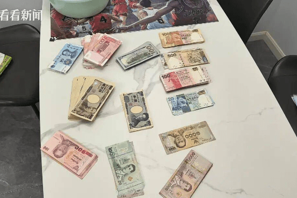 天塌了! 上海爷叔20万私房钱不见了, 警方发现贼就在爷叔身边…