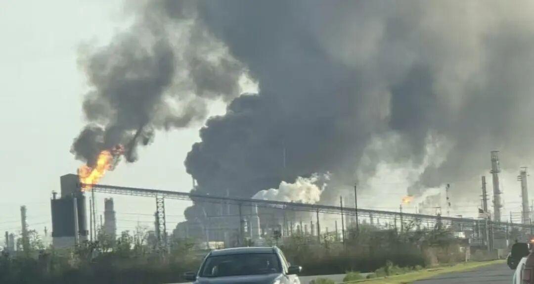 美国突发爆炸