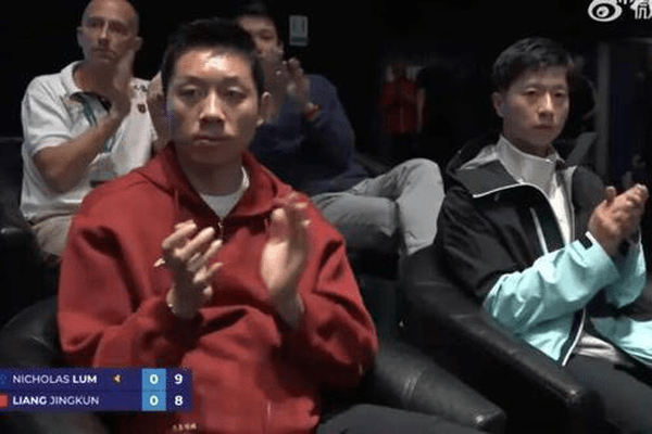 国乒男团3比0战胜澳大利亚，成功晋级16强