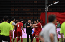 中超-古斯塔沃点杀吴永强火速扳平 铜梁龙主场1-1河南