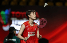 连丢两局遗憾失利！陈雨菲泰国公开赛无缘卫冕，山口茜夺赛季首冠