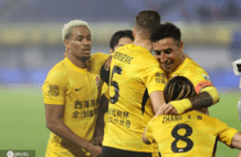 中超-戴维森倒钩林良铭救主 西海岸1-1国安9轮不败