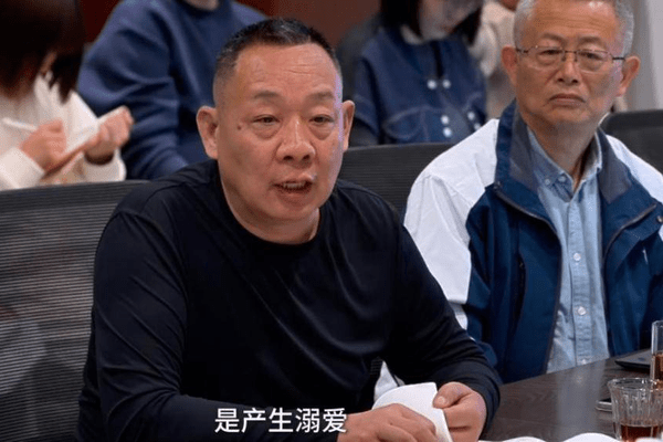 于东来再回应“薪酬争议”：100分为标准最多给胖东来人打10分，所有员工能力与薪酬不匹配，但一直用超值薪酬成就员工