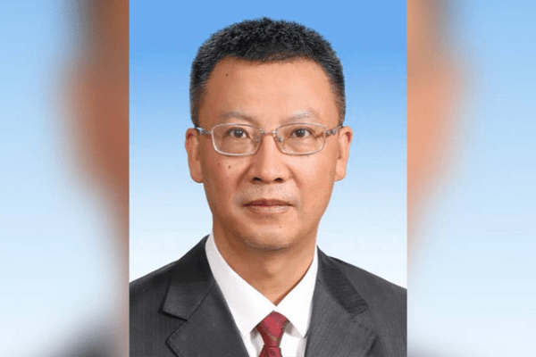 中国移动董事、党组副书记王利民履新司法部党组成员、政治部主任