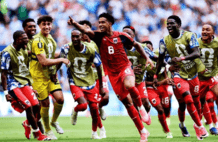 疯狂2-2！非洲小国逼平两届世界杯冠军，仍保持不败+末轮争出线权