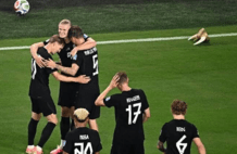 一场精彩3-2！哈兰德双响隔空叫板姆巴佩，挪威携手法国晋级