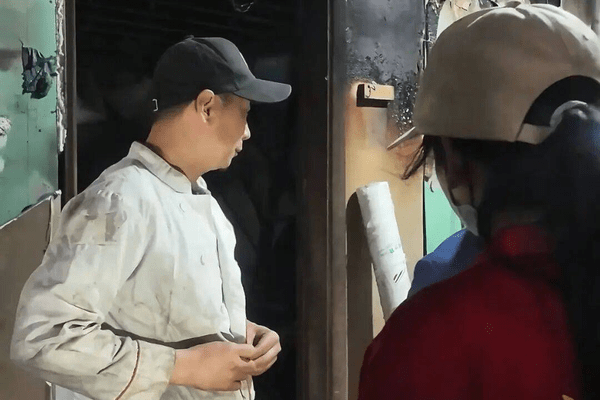 事发郑州！一厨师忘关油锅致餐馆失火，写下“每月扣3000元工资直到赔清为止”欠条被老板撕掉：谁也不想有意外，一起面对未来